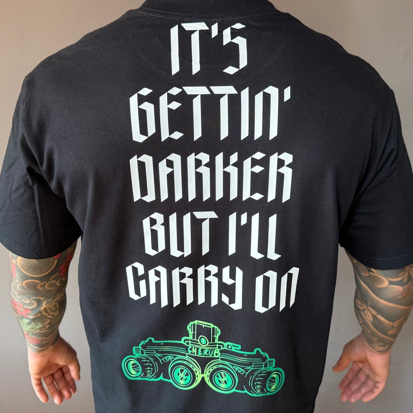 CAMISETA CARRY ON