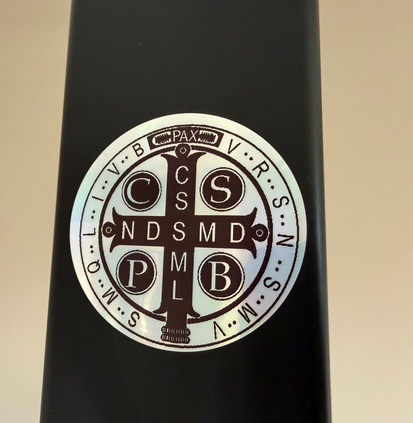 PEGATINA HOLOGRÁFICA SAN BENITO